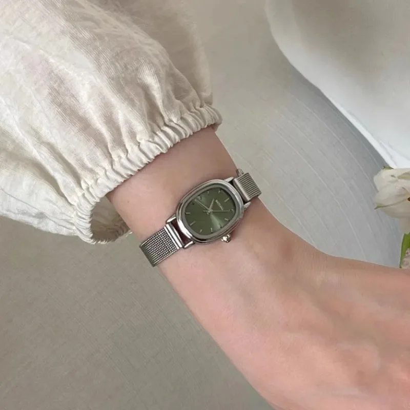 Luxury Watch Girl - Reloj verde con esfera ovalada pequeña,