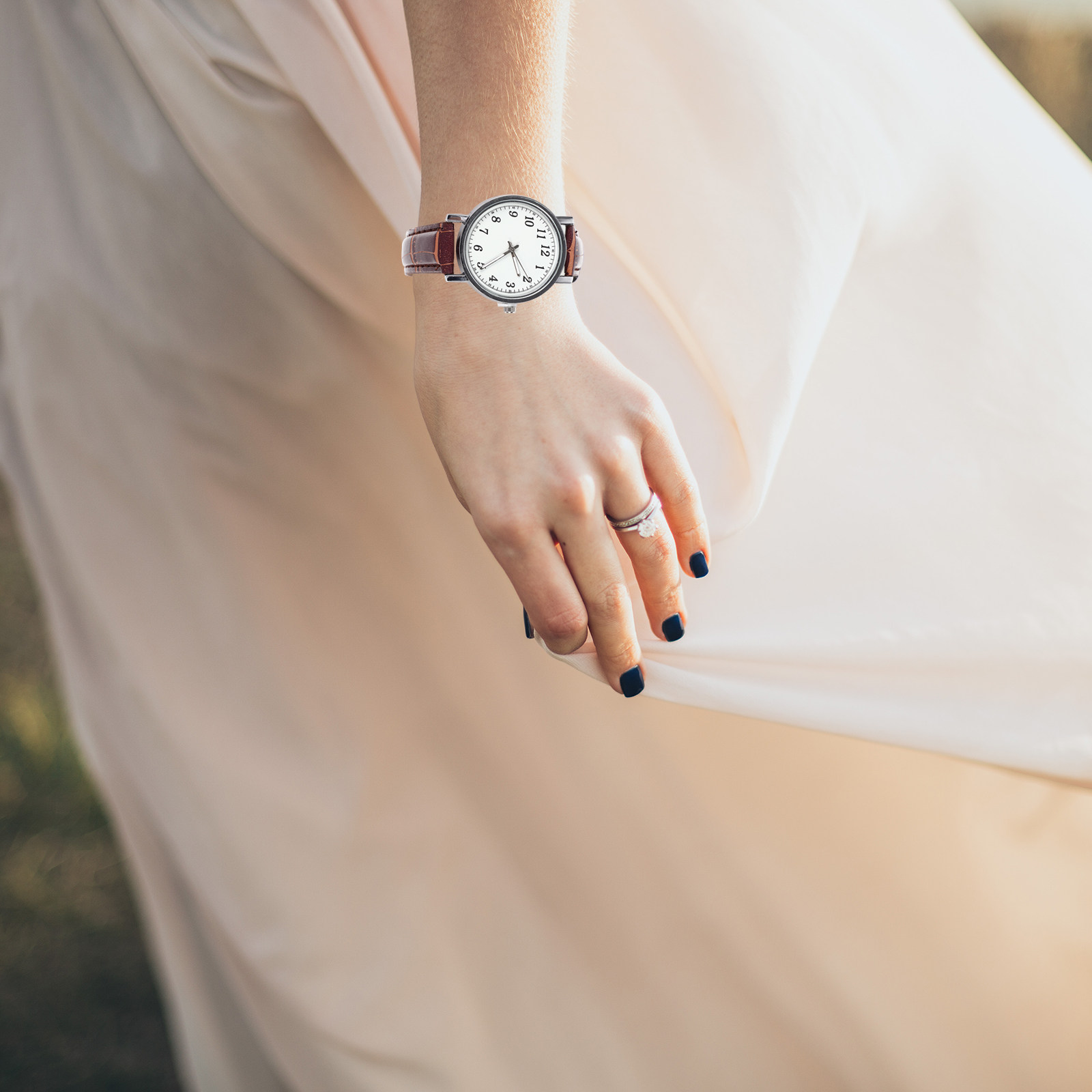 Elegante y Delicado Reloj de C - Luxury Watch Shop reseña y precio
