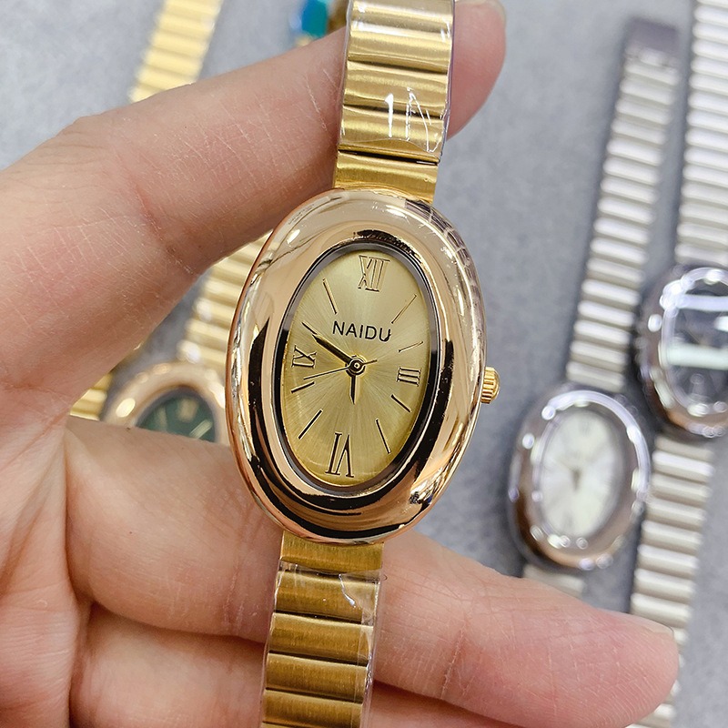 Reloj de cuarzo ovalado dorado - Luxury Watch Girl reseña y precio