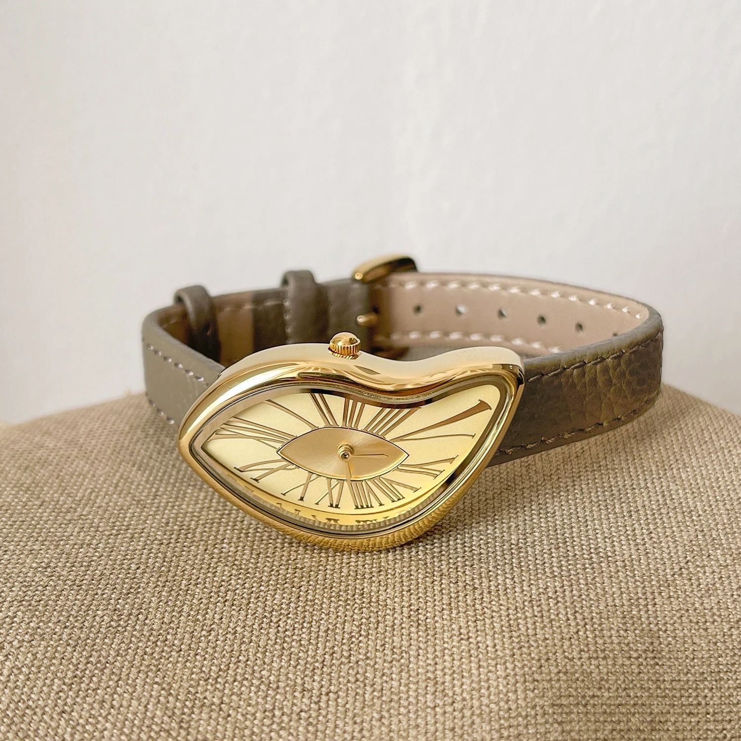 Reloj creativo retro de alta g - Cartier Watch Tank reseña y precio