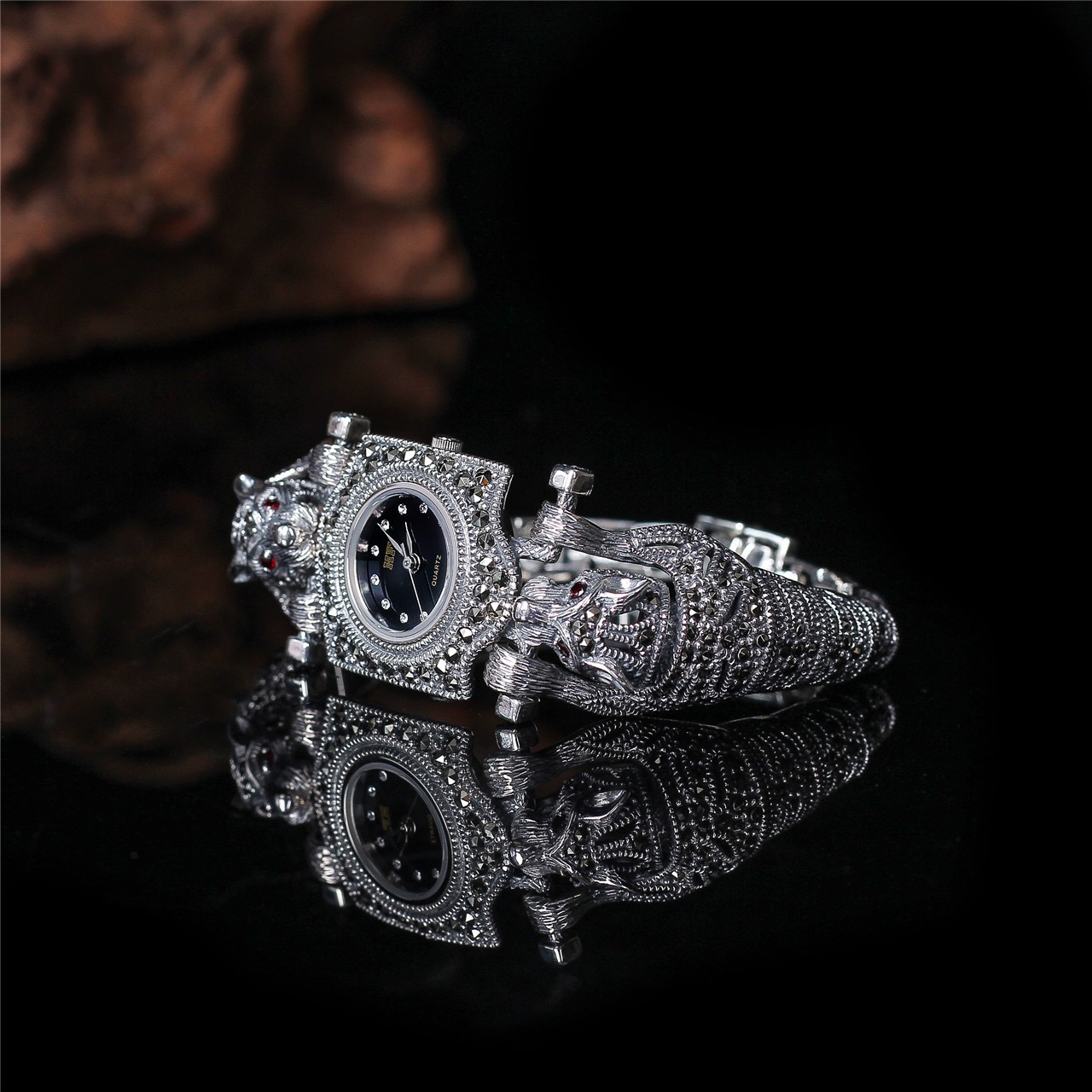 Relojes de pulsera de lujo de  - Luxury Watch Thailand reseña y precio